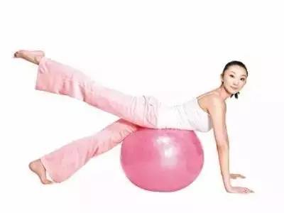 瑜伽球收腹按摩,收腹按摩球