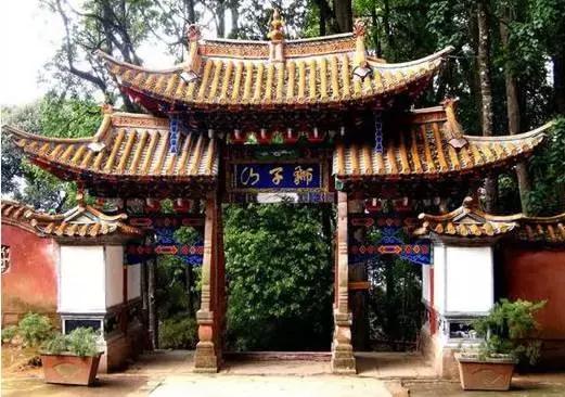 云南最美公路自驾出行攻略,自驾去云南沿途的风景美不胜收