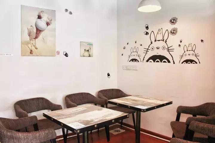 这家“鸡店”让小姑娘都梦魂萦绕,大放豪言要做南宁“爪爪”NO.1