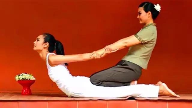 揭秘：真实的泰国人妖，昙花一现的美丽