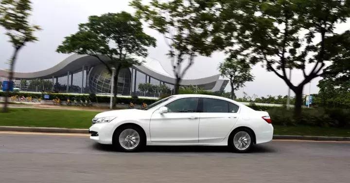 米其林竞驰4suv轮胎价格,米其林轮胎浩悦4对比竞驰4