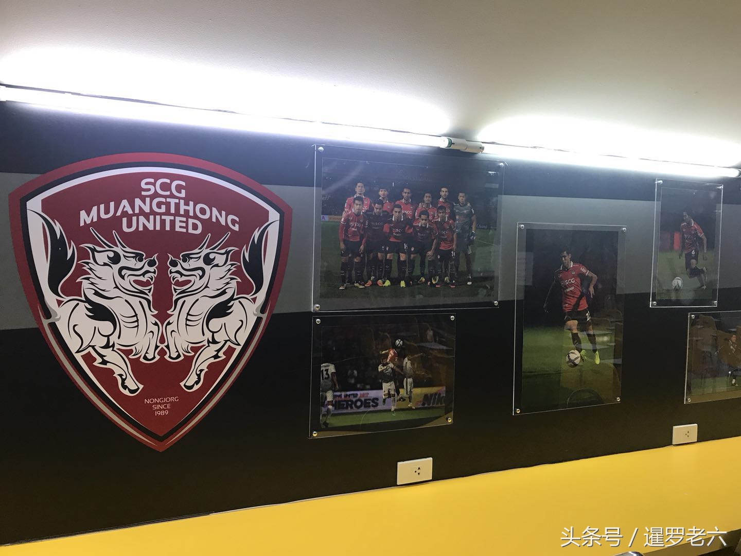 来看看泰超冠军蒙通联的专业足球场，球场漂亮，一点不比中超差！