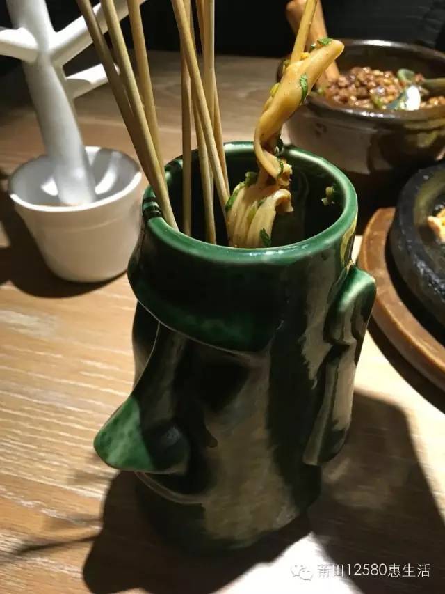 食话莆田|上上签、虾扯蛋...这家餐厅想玩啥？