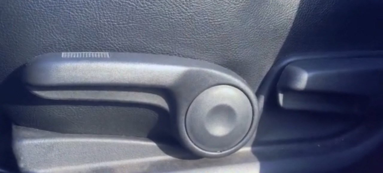 4万买了一个二手车后悔了,4万块买了一台二手车