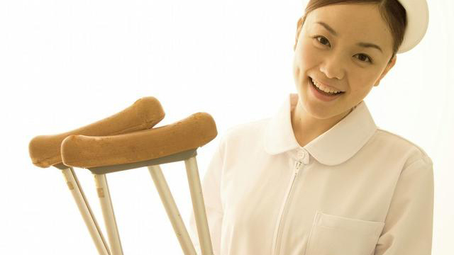 股骨颈骨折怎么才能恢复得快,股骨颈骨折一般多久可以下地负重