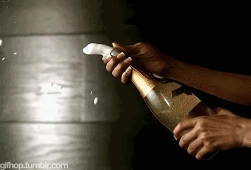 起泡酒三种开法,起泡酒怎么打开才会喷射