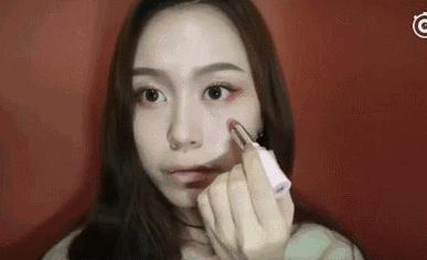 「FLACOO芙兰珂」初秋最chic眼影组合,唐嫣和baby亲自示范!