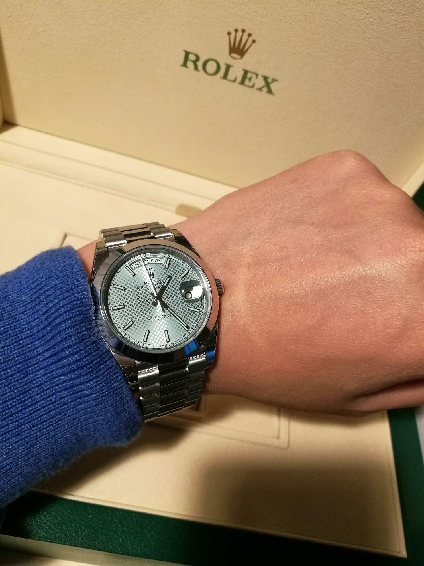 鎻湶骞曞悗榛戝箷,鍐呭箷鏇濆厜闇囨儕浼椾汉