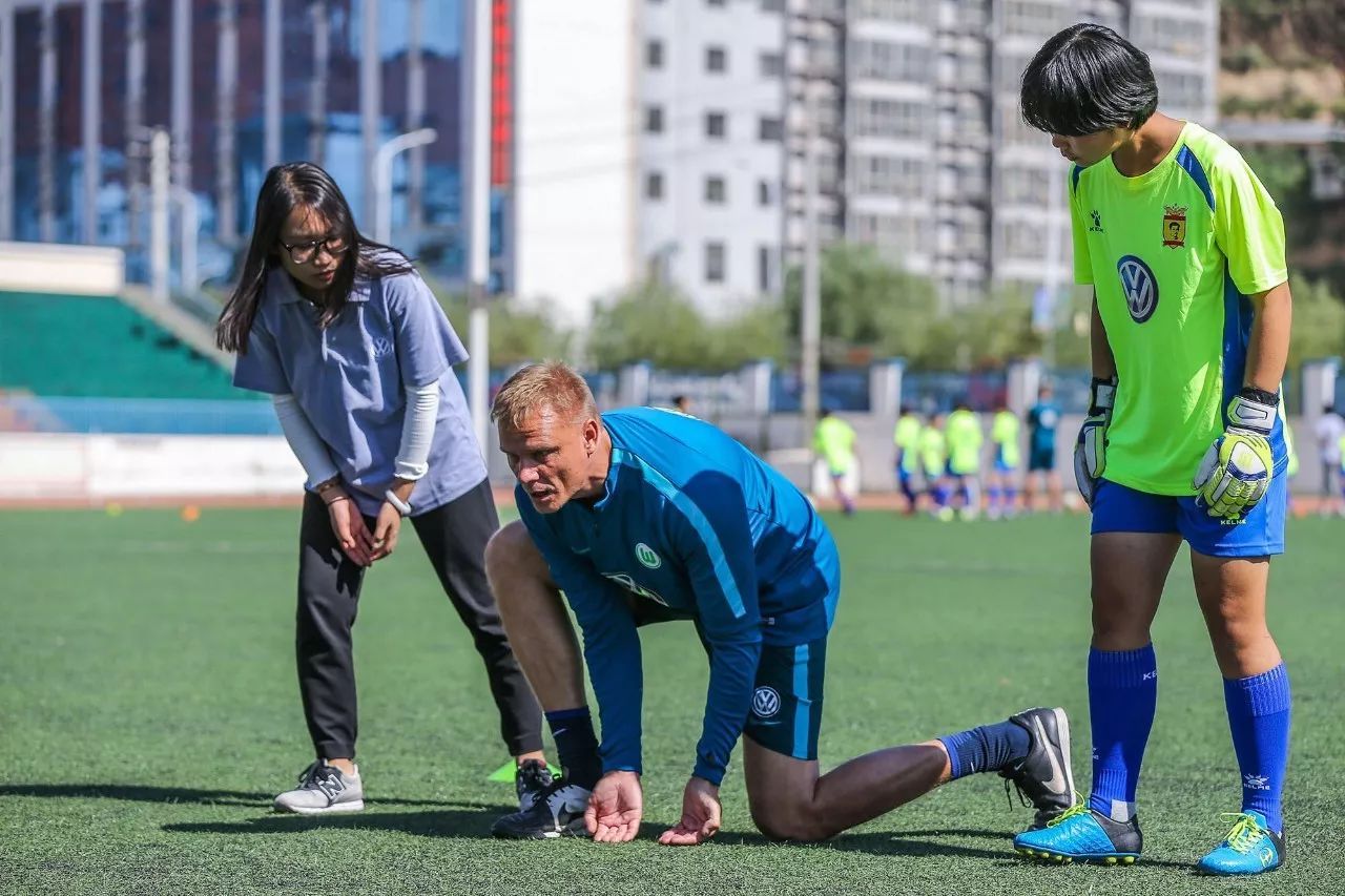 大众青训,为什么大众汽车赞助德国