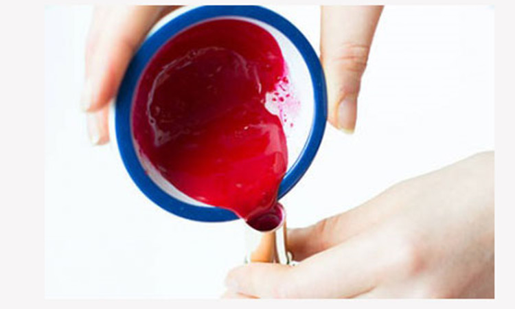 口红断了千万别扔一招变新,口红断了怎么变回原来的形状