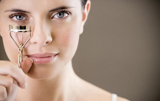 睫毛夹不翘怎么办,睫毛没有睫毛夹怎么夹翘