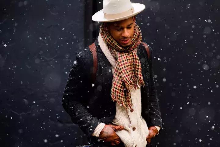 男生顽固头屑多头皮痒怎么解决,男士去头屑及头发干燥小妙招