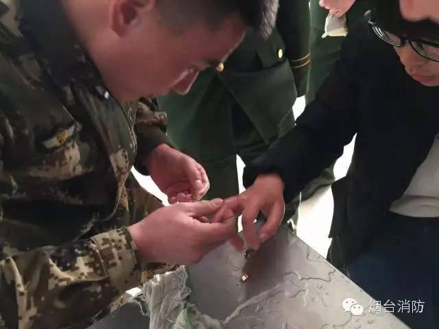 魔戒锁怎么解开,怎样解开套在手上的绳子