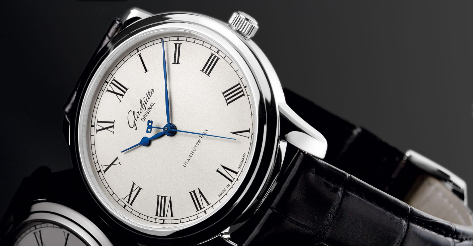 蓝色牛皮表带和蓝色鳄鱼皮表带,小牛皮表带好还是鳄鱼皮表带好