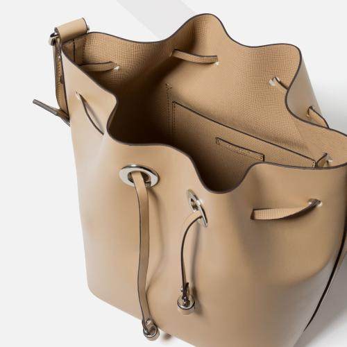 推荐适合职场的包包,职场女生大牌包包推荐