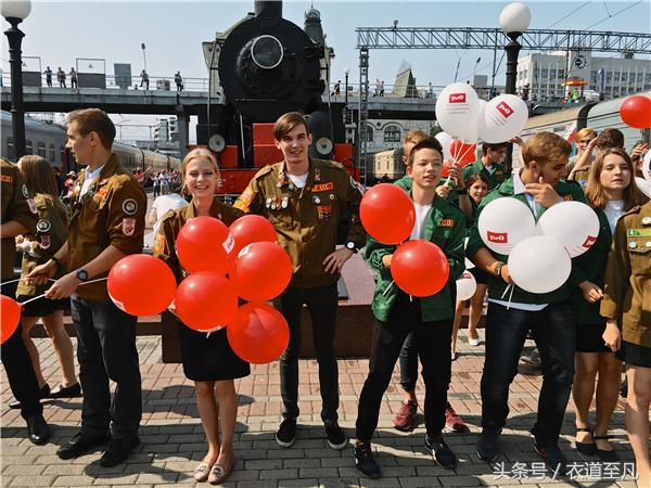 带你走进东方,带你走进东方铁路的终点