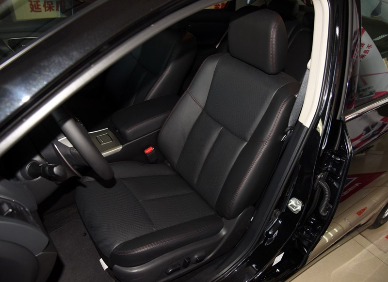 移动大沙发的商务车推荐,40万左右的移动沙发