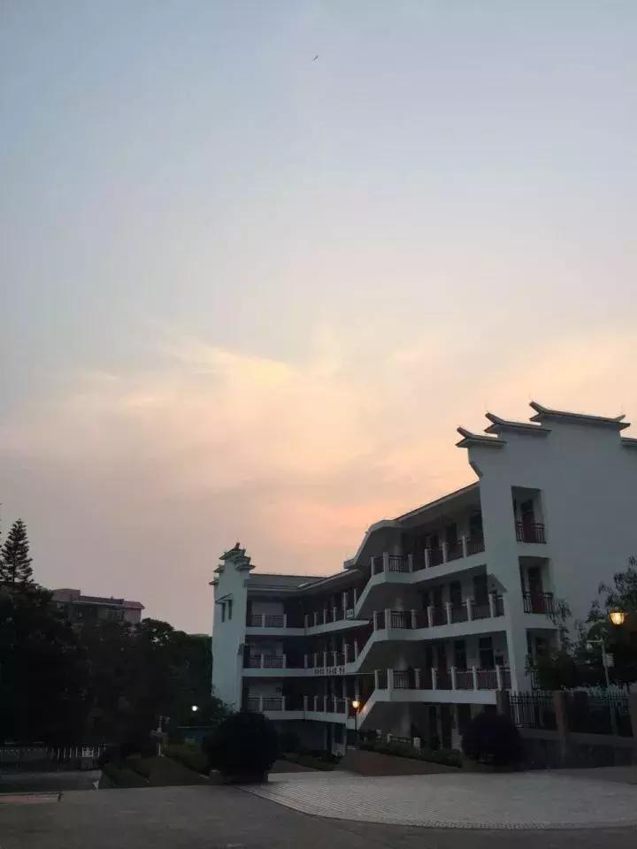 广州最美中学评选NO.10，你的母校排第几？