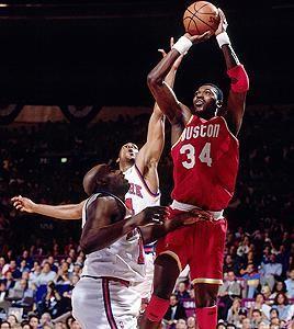 哈基姆奥拉朱旺nba2kol2盖帽,1995年哈基姆奥拉朱旺总决赛数据