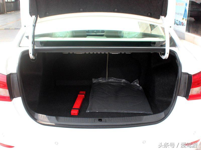 别克英朗相比明锐怎么选,老车选明锐还是英朗