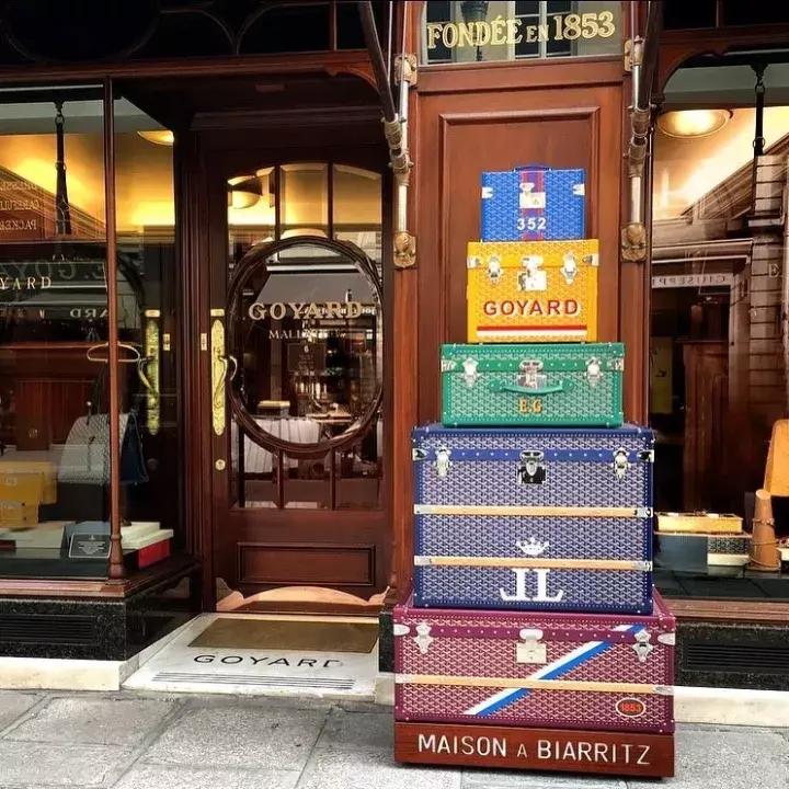 提到老花就只能想起LV？这些被你遗忘的品牌很不甘心！