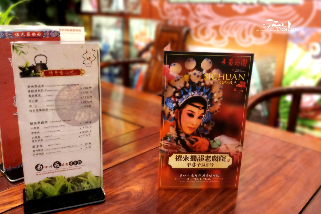 三星galaxyc8港版,三星galaxyc8像素