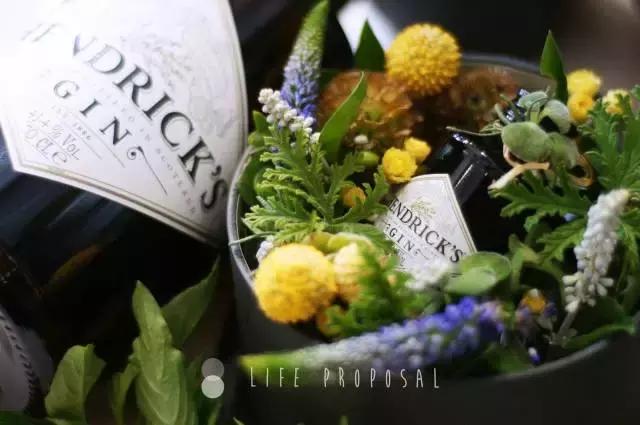 「微微8醺」vol.6|是金酒代表了人,还是人喝出了金酒的优雅?