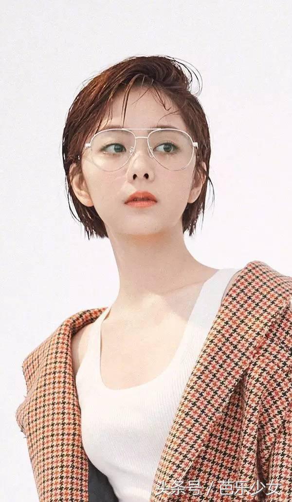 好冷冷冷冷~来一杯女明星最爱的“橙汁妆”吧