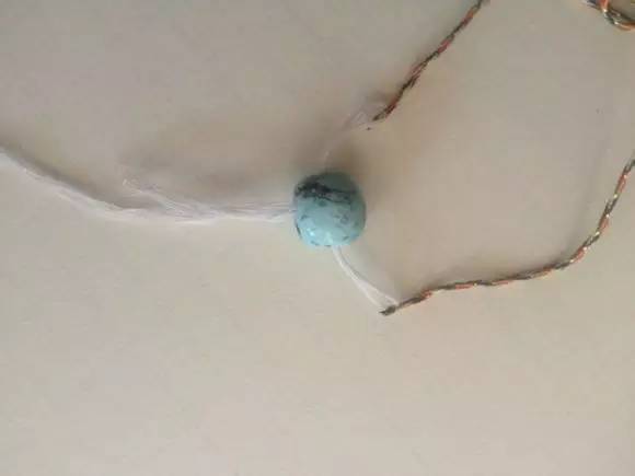 手串断了怎么换绳子,手串珠在手上绳子断了