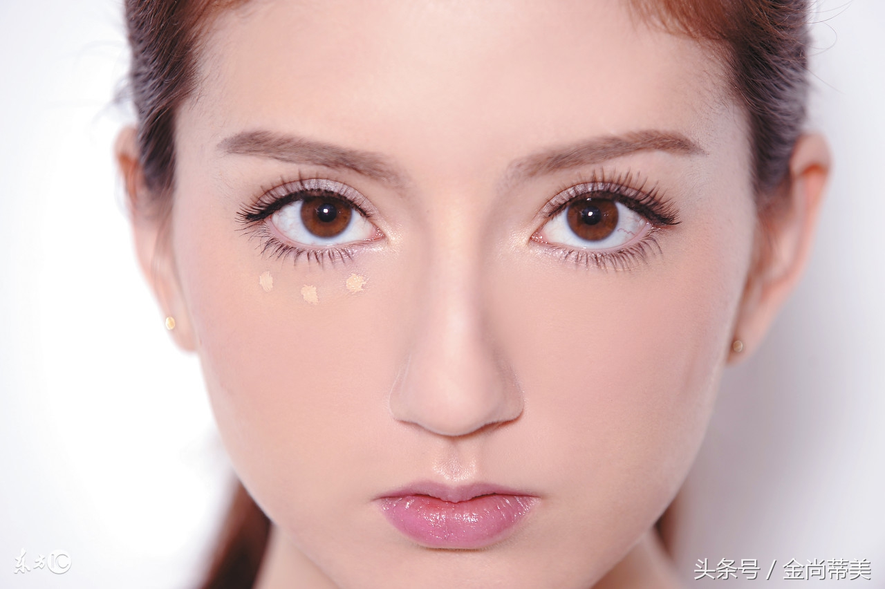 去除黑眼圈最有效的方法,黑眼圈怎么去除快速有效的方法