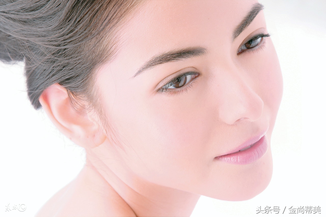 去除黑眼圈最有效的方法,黑眼圈怎么去除快速有效的方法