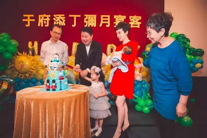 博纳章子怡,博纳入股和颂传媒的股东