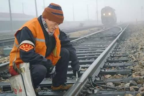 火车上患病,在火车上生病怎么处理