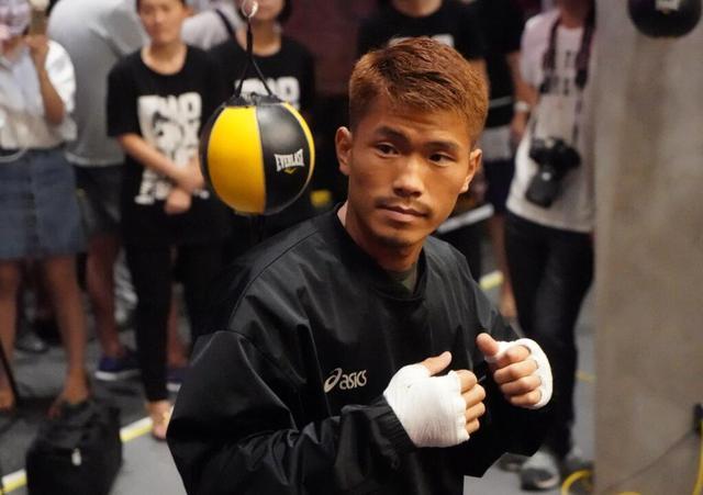 邹市明与日本拳手输得很惨视频,日本送酒工被ko视频