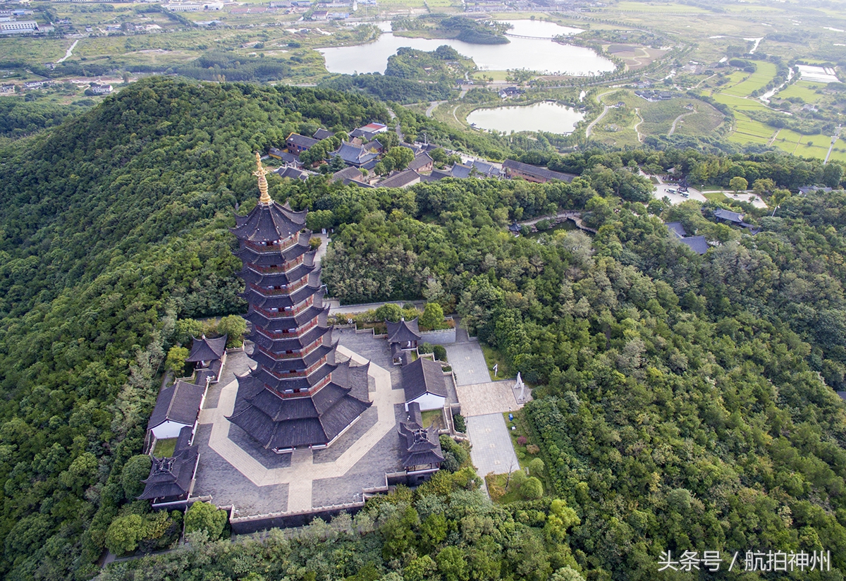航拍张家港香山,张家港香山全景今日航拍视频