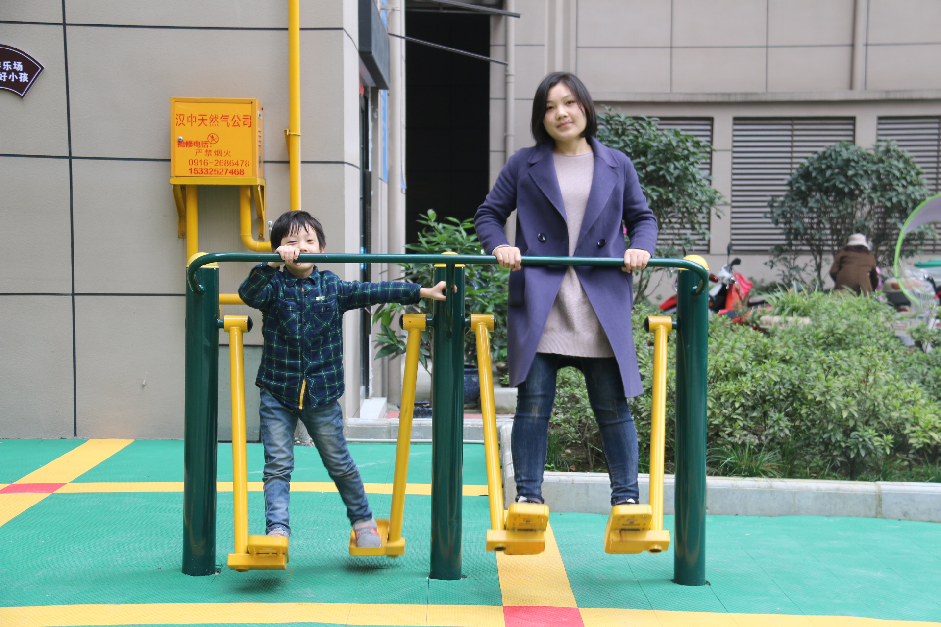 周末漫游汉中堂宏广场轻松而静谧