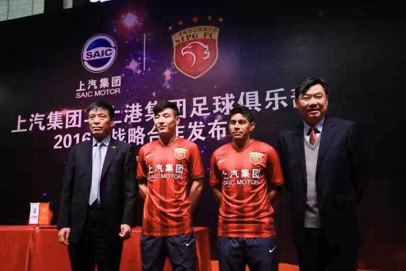 汽车和足球，是汽车卖的好？还是足球踢的爽？