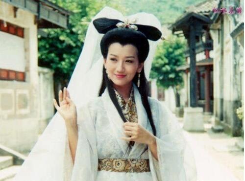 白蛇传中的白娘子是个什么样的人,白蛇传白娘子是哪里人