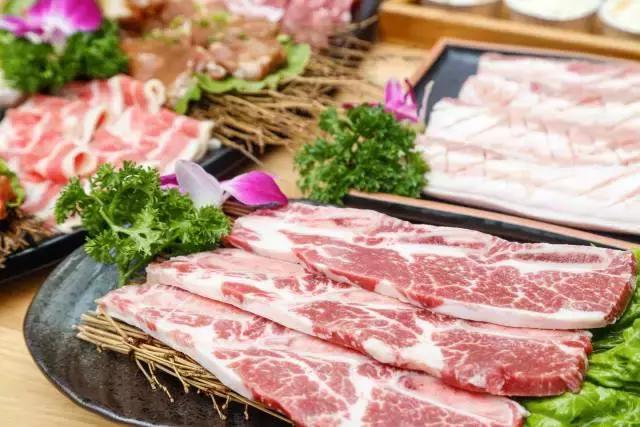 走一波,终于等到这家月销60W的人气烤肉店从市中心开到城南了!