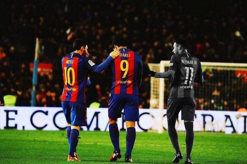 好看的足球素材图片在哪里找,足球壁纸4k超清全面屏