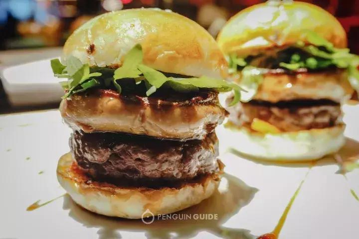 汉堡店最贵的汉堡哪个更好吃,你们觉得什么价格的汉堡最好吃