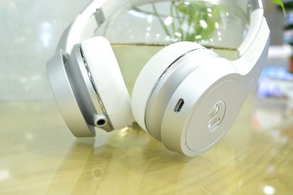 魔声夹耳式蓝牙耳机测评,超好听音质音乐蓝牙耳机