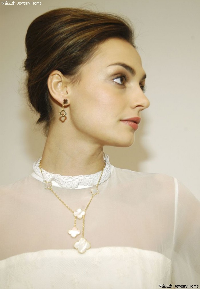 梵克雅宝四叶草项链怎么发圈,梵克雅宝四叶草项链养护