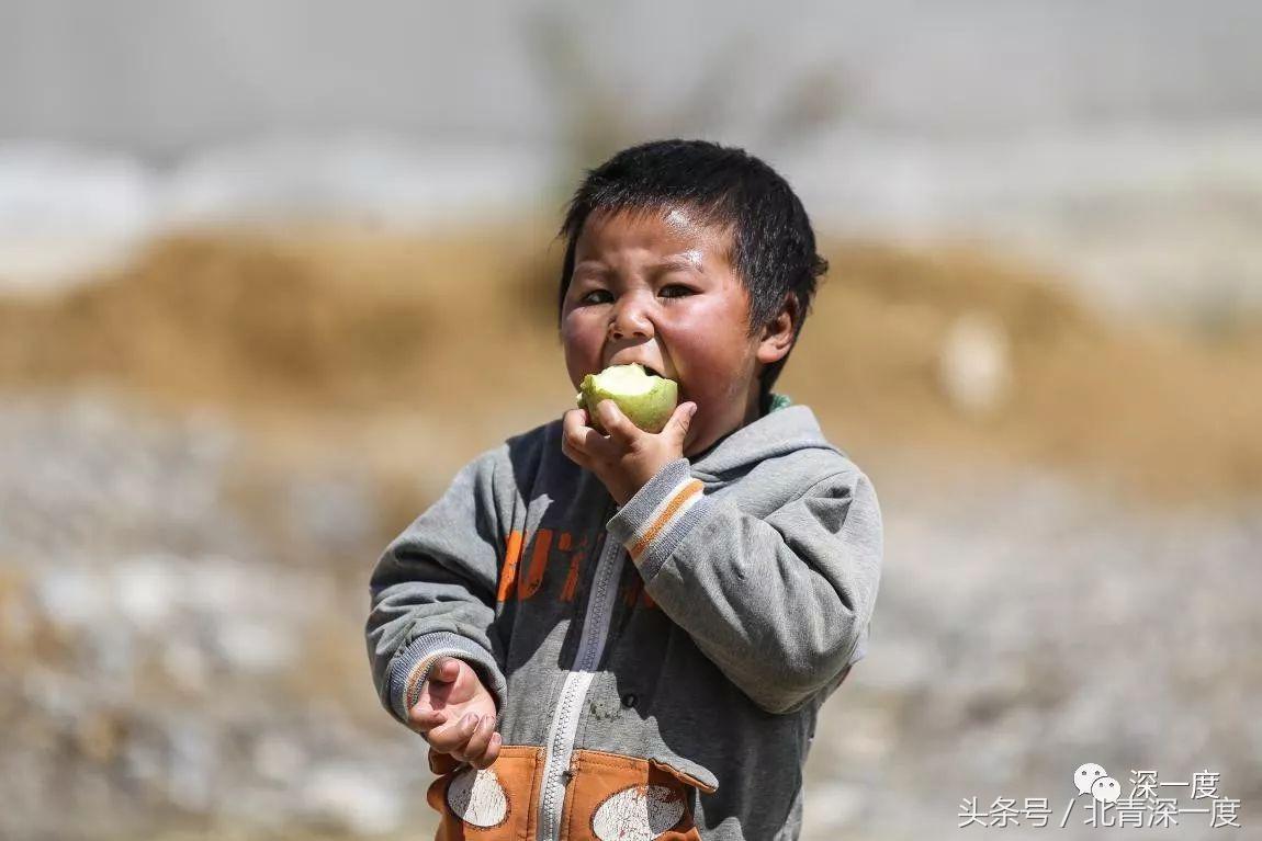 鹿晗泥坑,鹿晗在泥坑里