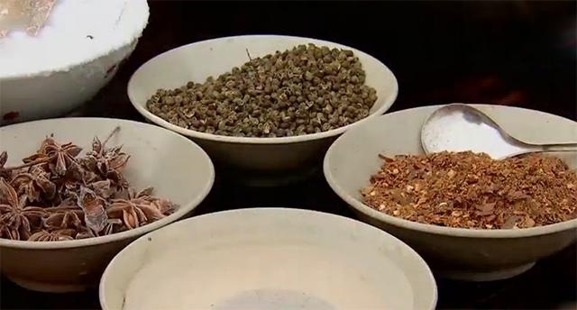 路边开一个汽修店一年有多少盈利,从乞丐做到月入过万