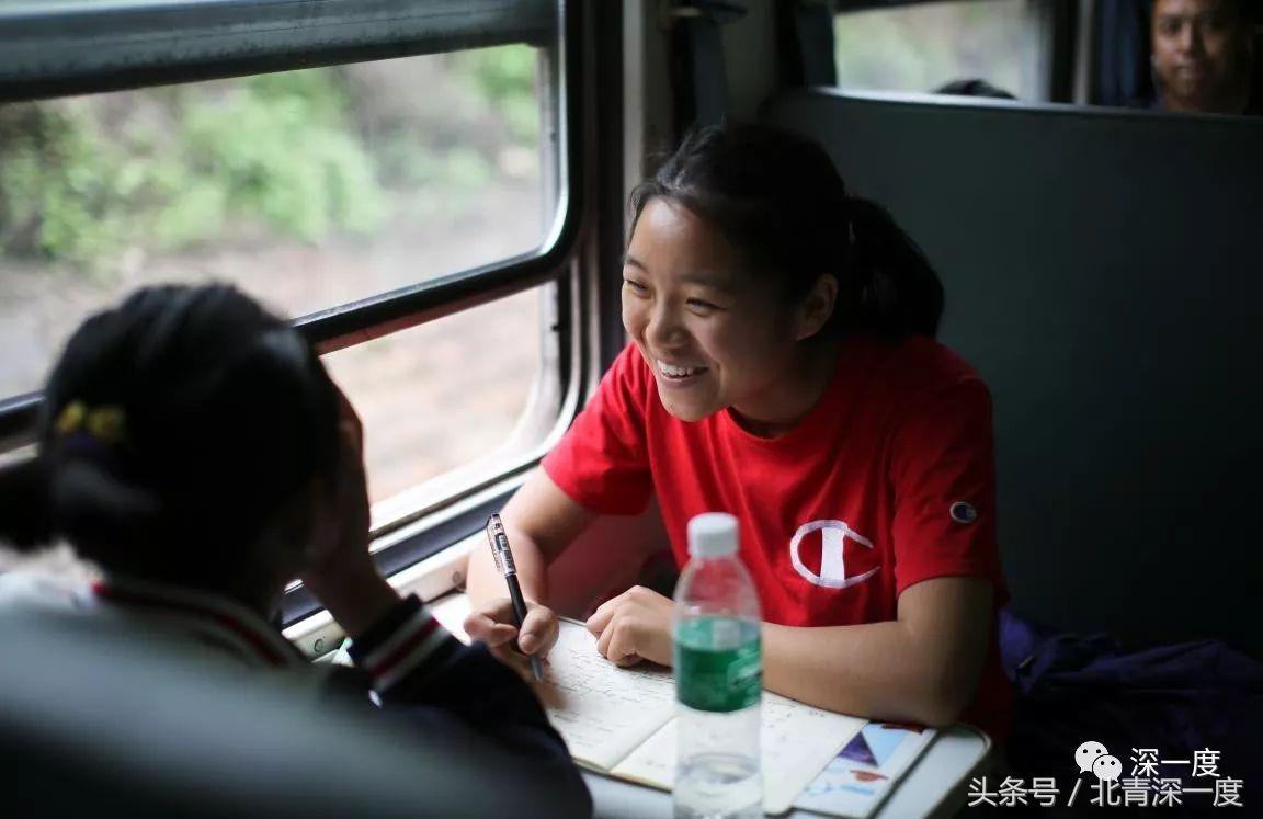 鹿晗泥坑,鹿晗在泥坑里