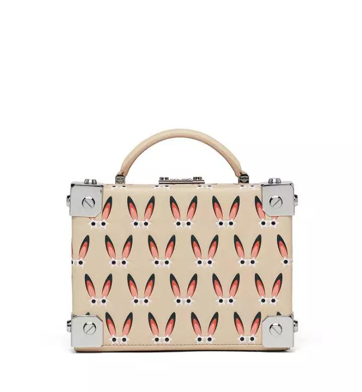 mcm韩国免税店官网价格表,mcm韩国代购比国内一般便宜多少