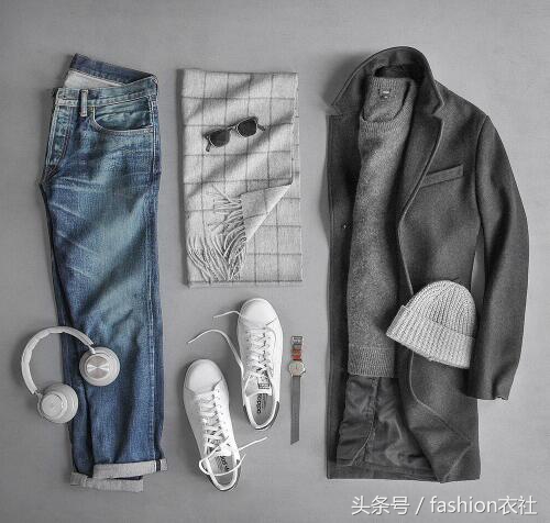 黑色呢子大衣怎么搭配男生,秋冬季男生大衣