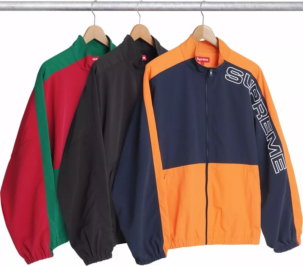 来看看高中时期的校服吧,来看看高中的校服