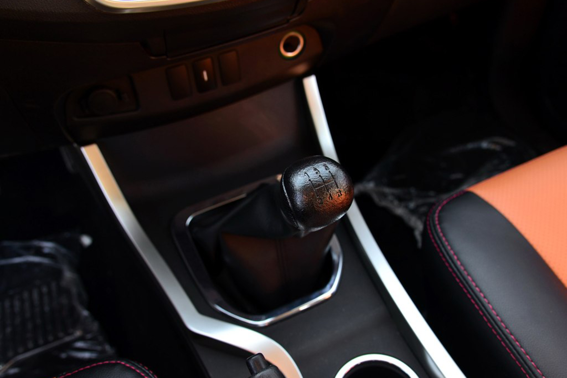 黄海n1s优缺点,黄海n1汽油版测评